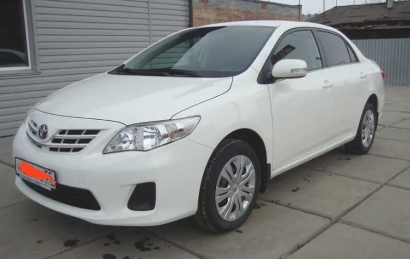 Лобовое стекло от Toyota Corolla 2 3